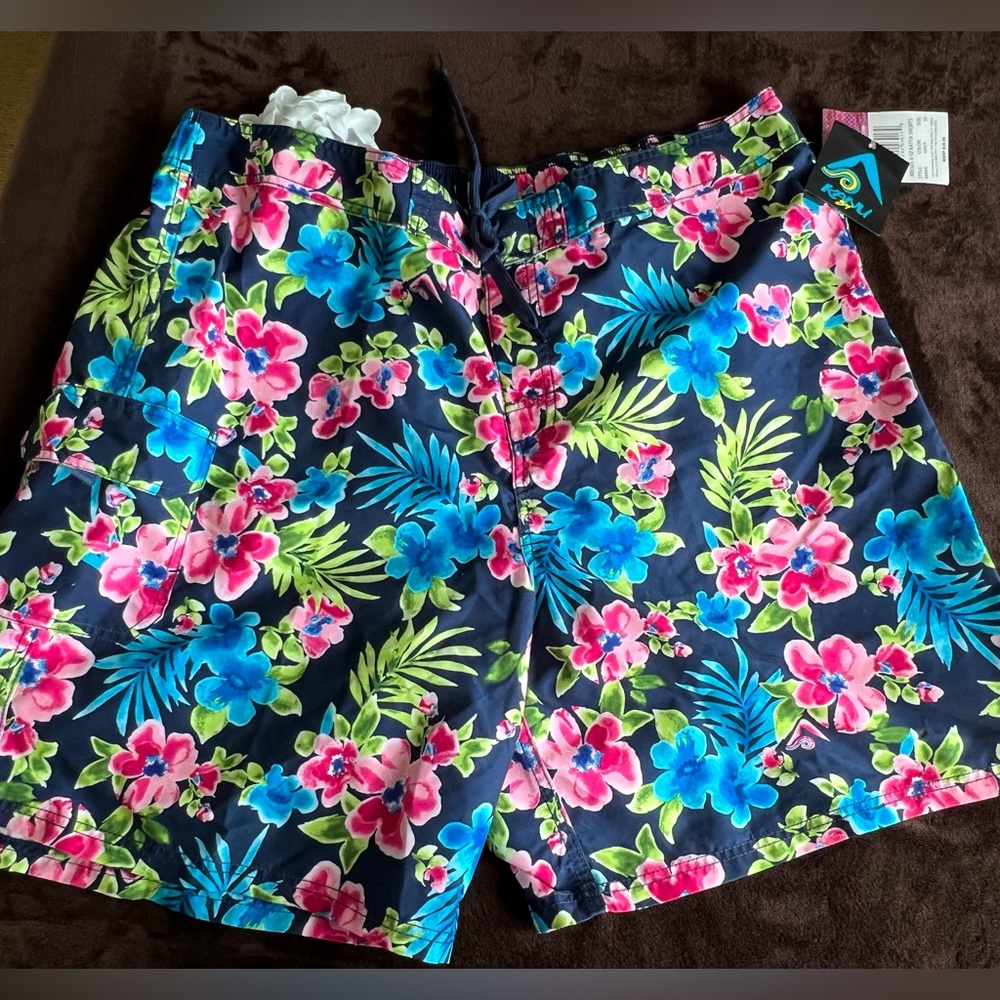 NWT Kanu Surf Board Shorts